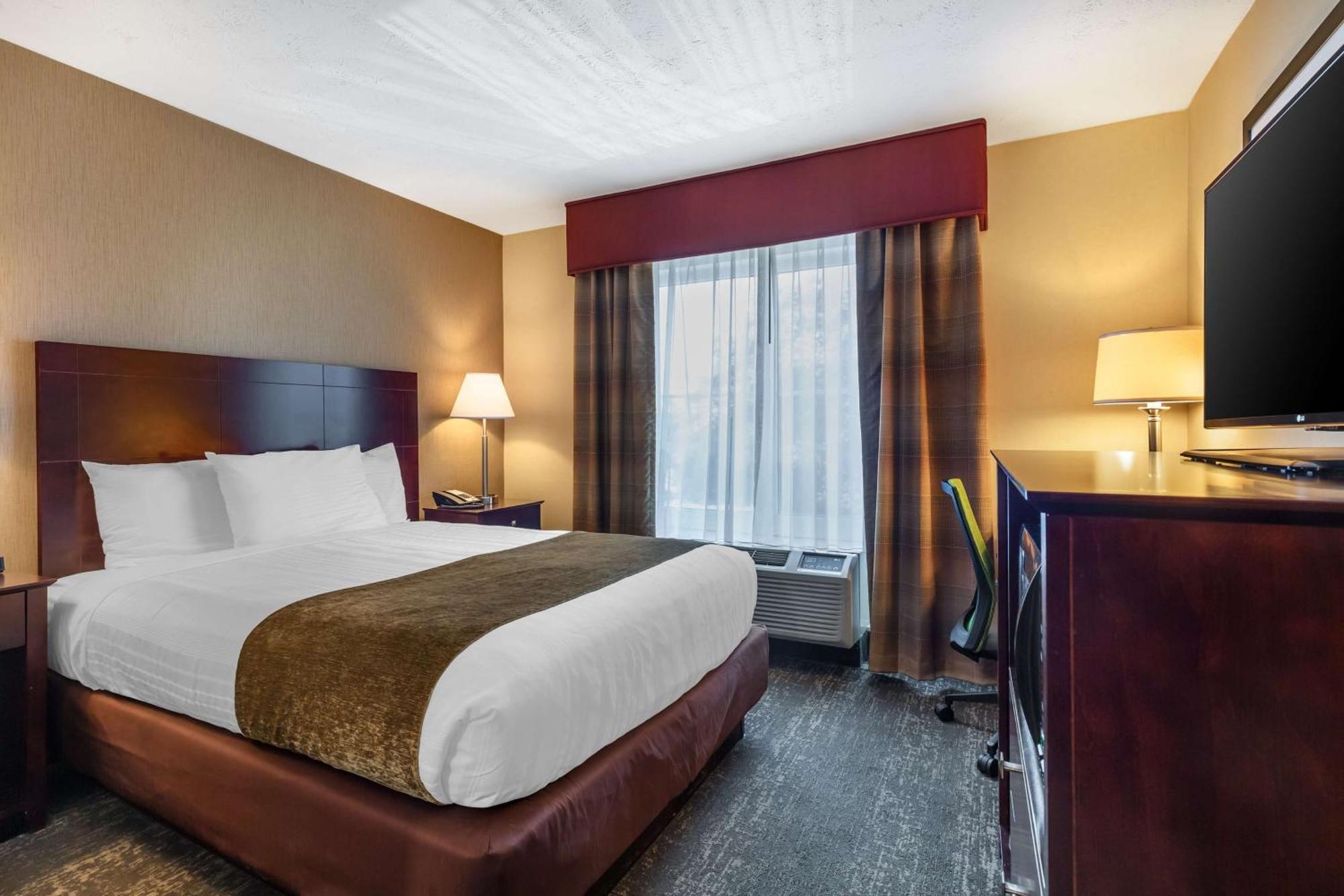 Best Western Braintree Inn Buitenkant foto